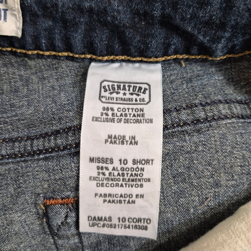 Signature by Levi Strauss & Co Womens Bootcut Jeans Dark Wash Size 10 Short - Picture 7 of 13